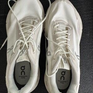 On Running Cloudnova White Athletic Shoes